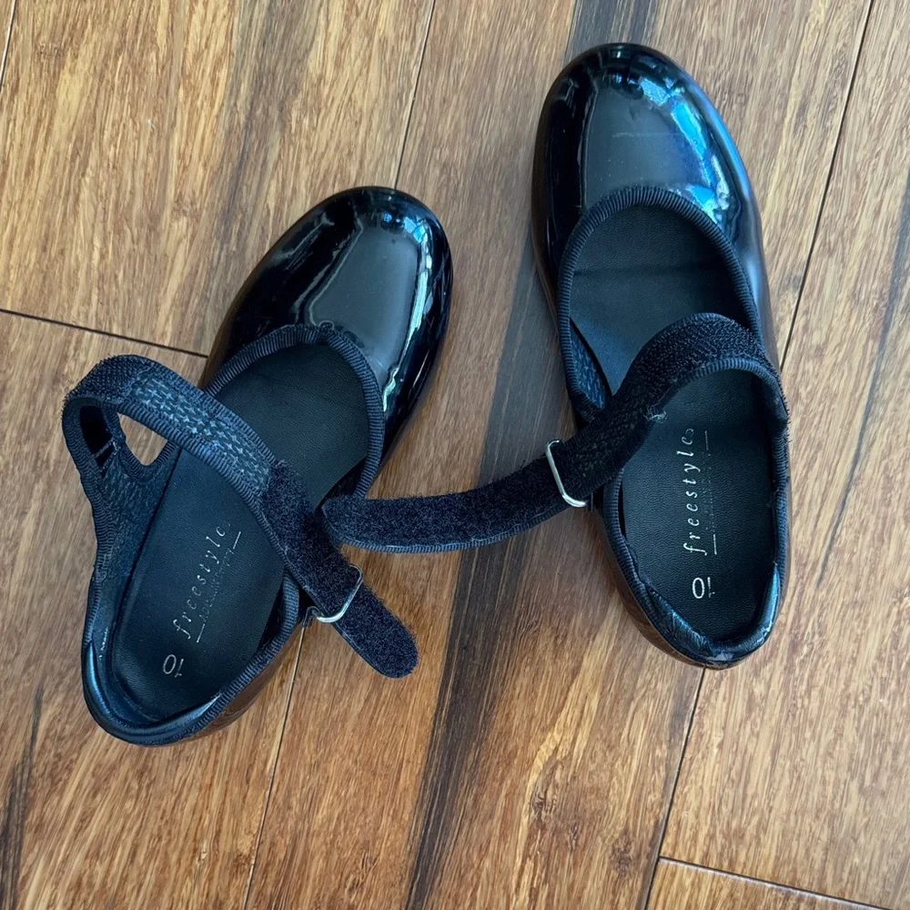 Freestyle by Danskin Black Kids Dance Tap Shoes